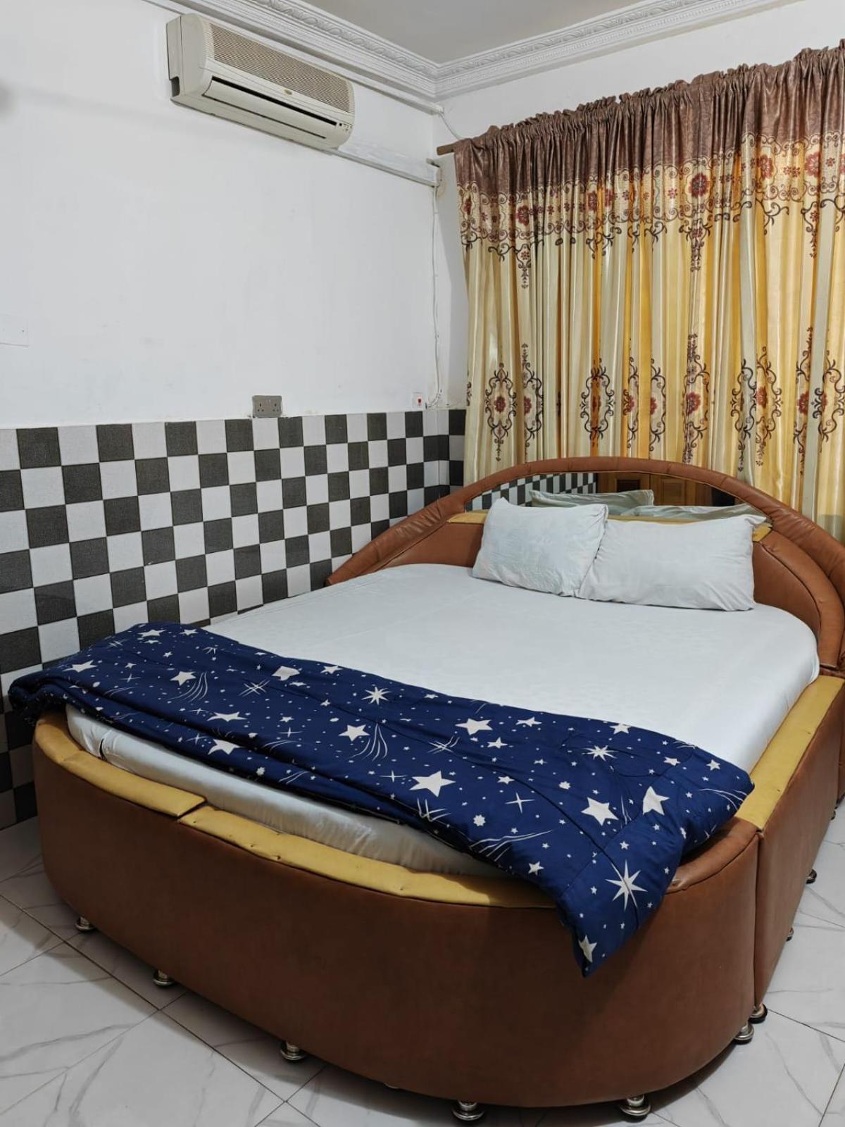 Elizz Guest House Janman エクステリア 写真