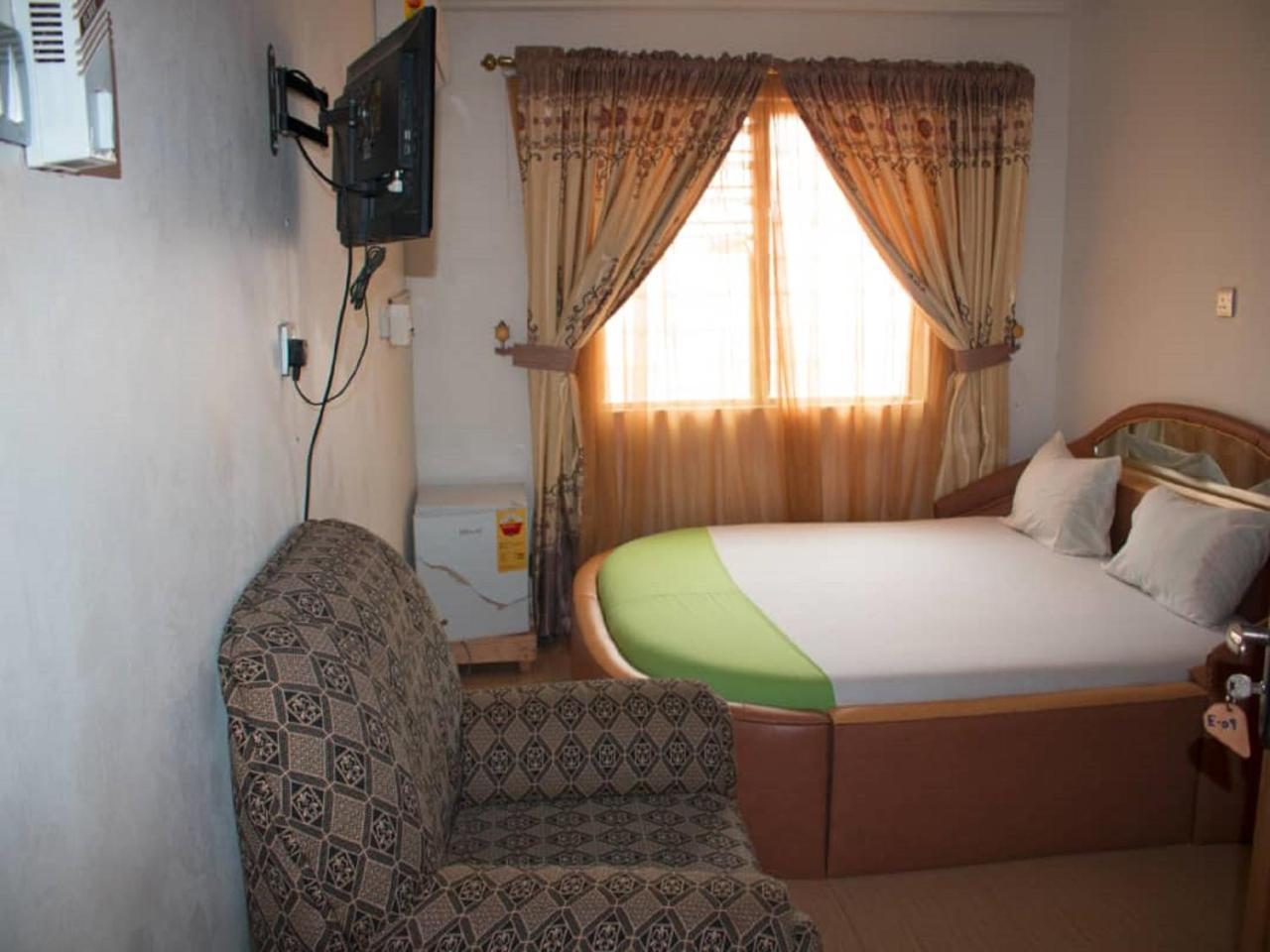 Elizz Guest House Janman エクステリア 写真