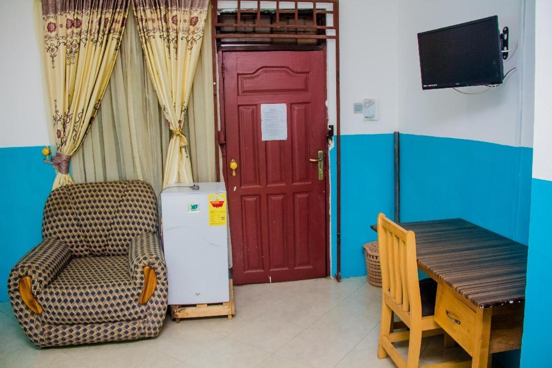 Elizz Guest House Janman エクステリア 写真