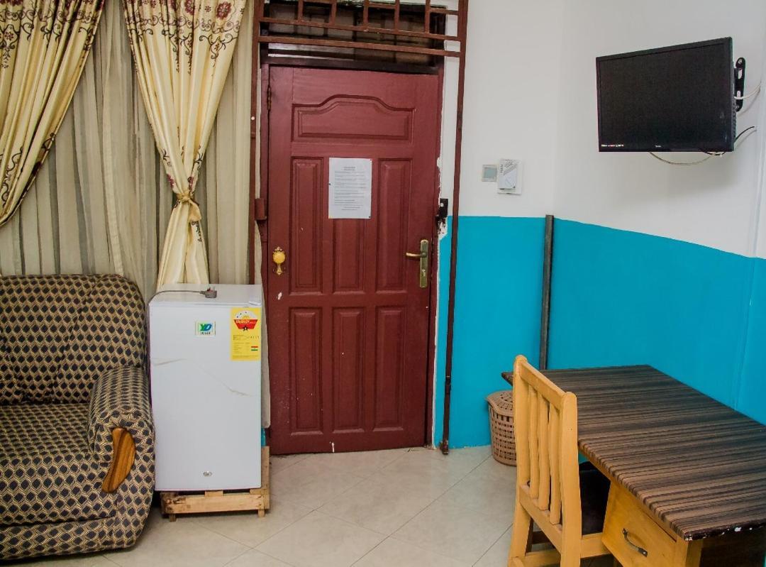 Elizz Guest House Janman エクステリア 写真